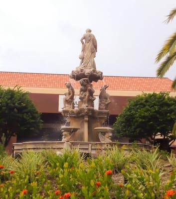 Fountain at the exterior of the resort