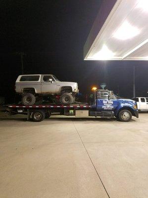 Chris' Towing & Recovery