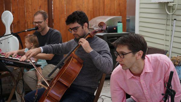 Worshiping the Lord in song!