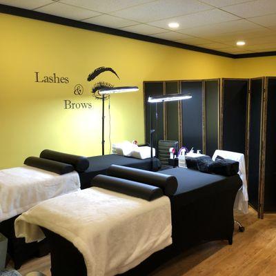 Eyelash extensions bed w/ memory foam