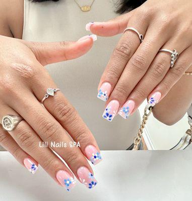 Lili Nails & Spa Salon