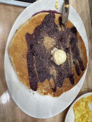 Single Blueberry Streusel Pancake