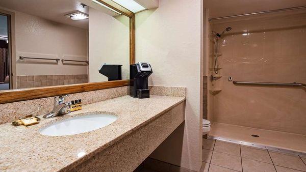 Best Western Plus Saddleback Inn & Conference Center