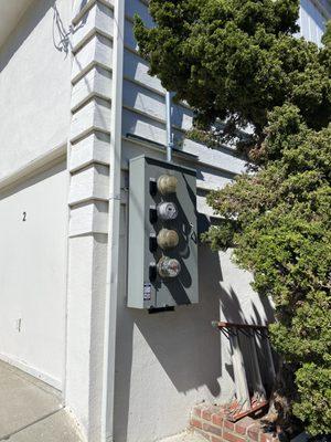 True Light Electric & Construction