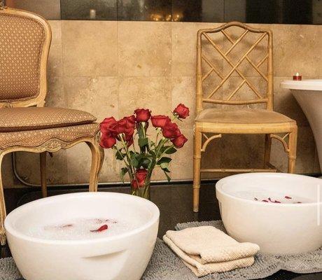 Monets Art Of Massage