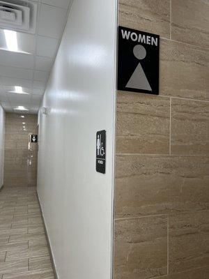 Women's in the front man straight forward