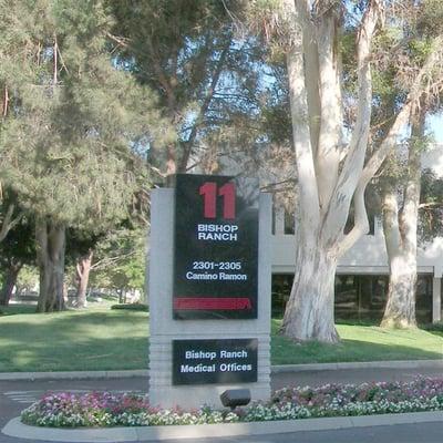 Barry N Gardiner, MD