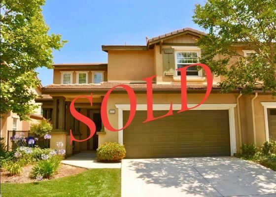 Sold!
Moorpark | 3 Bed | 2.5 bath | Canterbury Lane