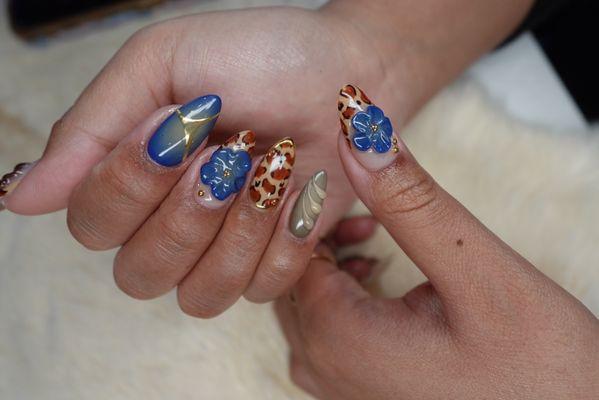 Haus of Nails & Lashes