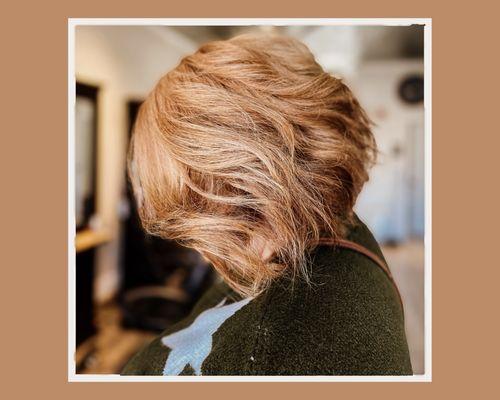 Styled out Curly girl! Picture ready and enjoying so subtle wave