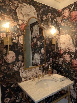 Hang It Right Wallcovering