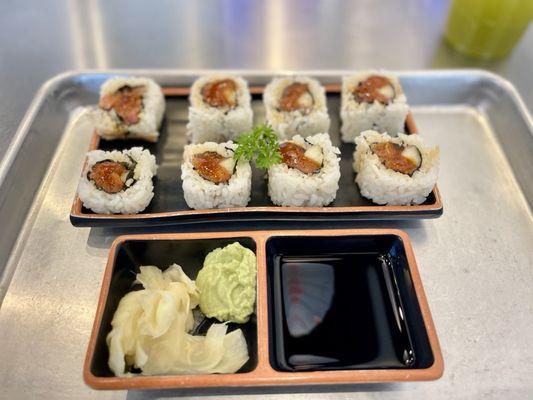Spicy Tuna Roll (8pcs)