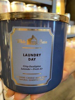 The cleanest scent!! A definite must have!