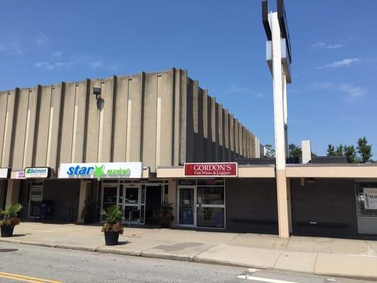 Gordon's Fine Wine & Liquors