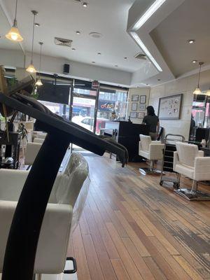 Artistique Hair Salon