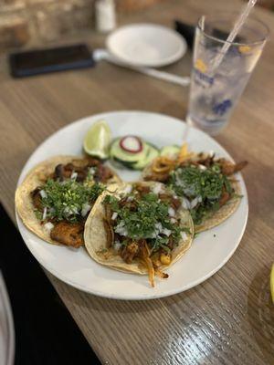 Carmelo’s Taco Place