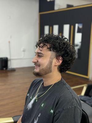 760 Desert Barber Studio