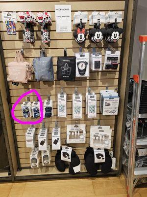 @Samsonite Outlet Hi; 1/1/2025.Samsonite Accessories, picked up 2,on Sale & a lil"thank U"gift 4my former Sweet Boss Lady,she's Generous!