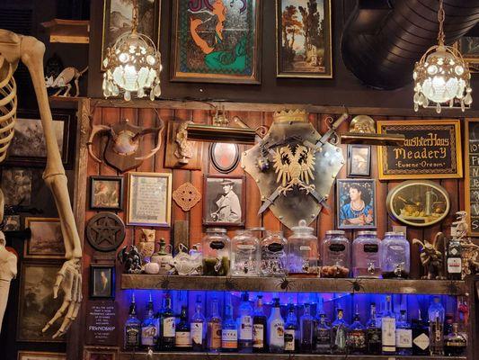 The Sparrow & Serpent Pub