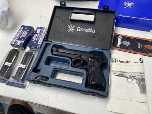 Crosshairs Gun Store