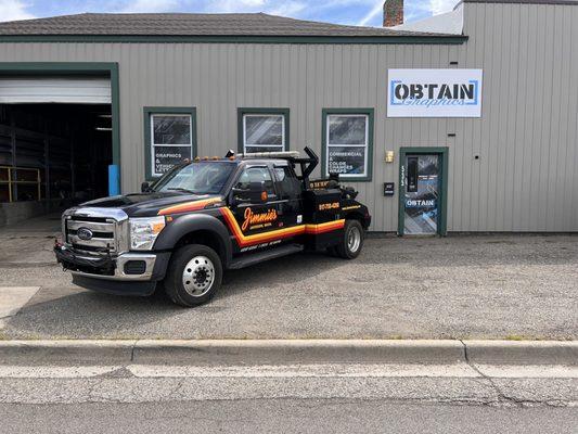 Jimmies towing came in for some lettering up. Brand new truck lettered up to match rest of fleet by Obtain Graphics