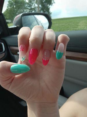 Sunflower Nails and Spa