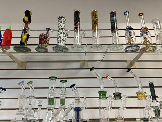 Clouds Vape & Smokes