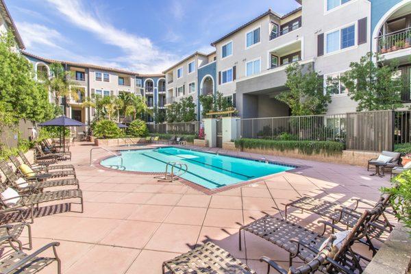 Villa Granada Apartments