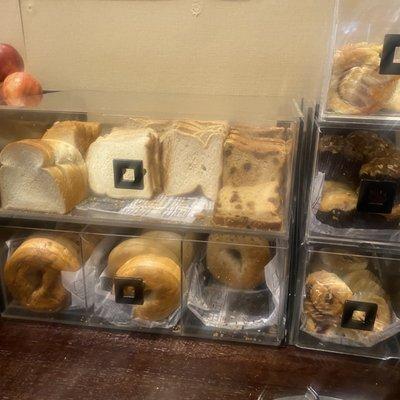 Bread station