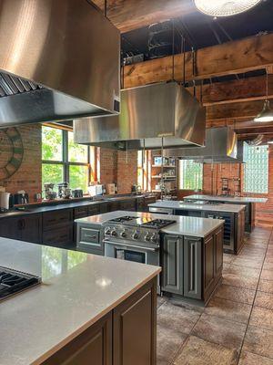 Artisan Kitchens & Baths