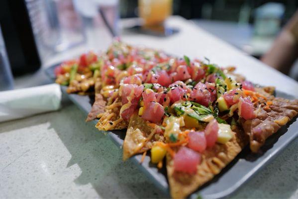 Ahi tuna nachos