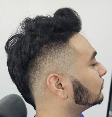 Mohawk,with beard line and trim