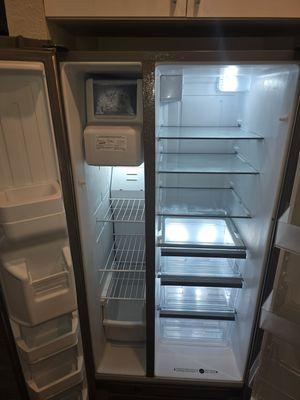 Finishing touches of a apartment move out clean.