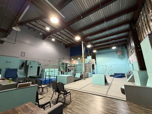 Flow Vault Parkour & Ninja