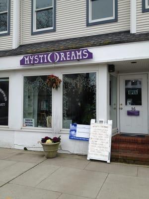 Very nice store in SAYVILLE near the ferry for the Fire Islands... Many precious treasures for your spiritual quest...