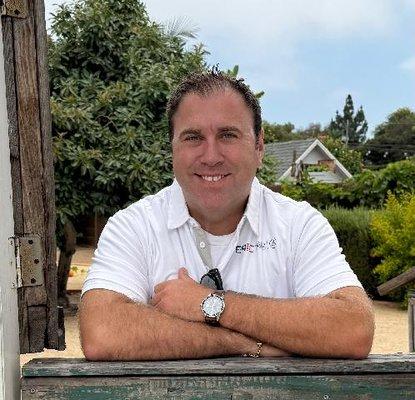 Photo of Charles Hoelzel