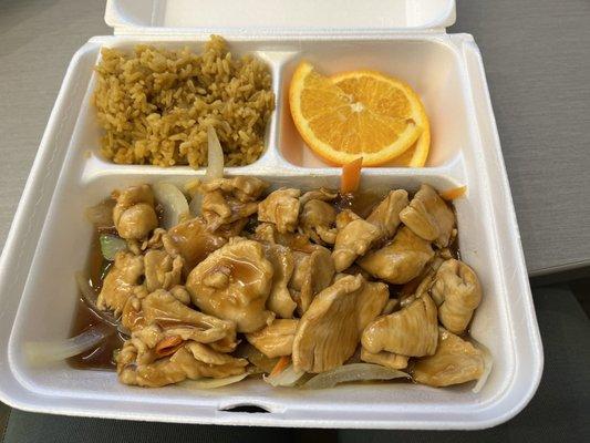 A-Tan Sushi and Asian Bistro