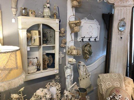 Hen House 2 Antiques