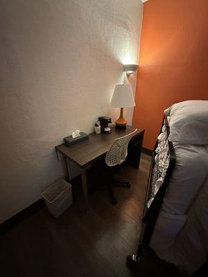 Howard Johnson by Wyndham Waukegan Great Lakes