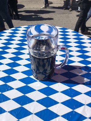 Warsteiner Dunkel Bier