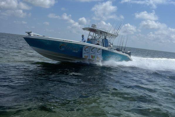 36ft Dakota charter boat
