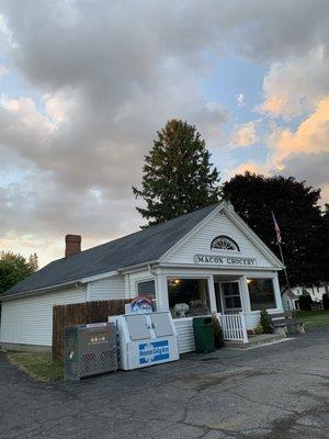 Macon Grocery