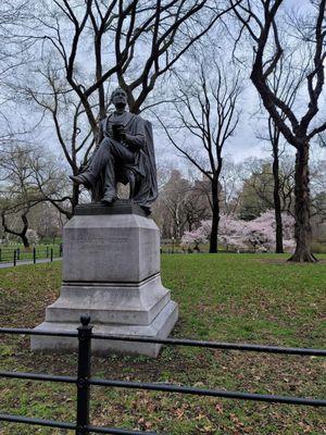 Fitz Greene Halleck Statue