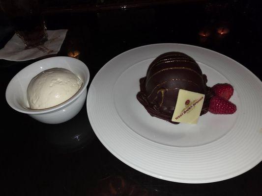 Ballard's in the Atrium