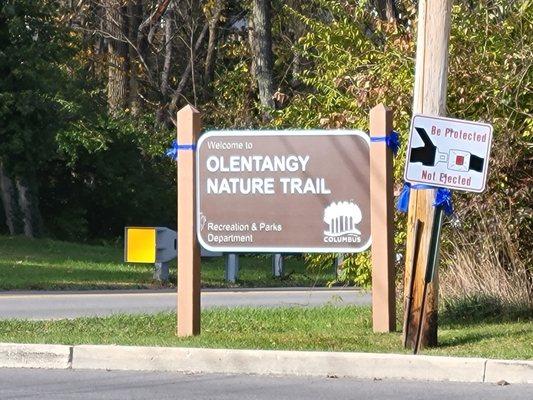 Signage visible from Olentangy River Road