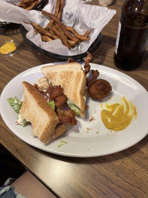 Harrison Street Tavern