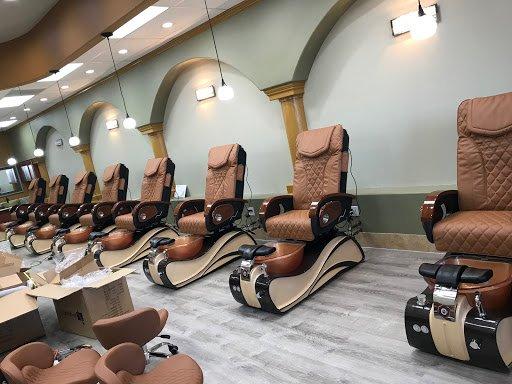 Queen's Nail & Spa