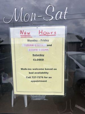 2 days in a row I come a few mins after 5 and no one is there