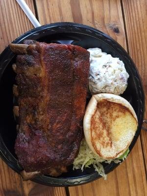 Had the best baby back ribs on our way to Mobile Alabama as well as wonderful service.