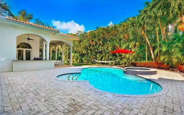 Ebenezer Pools Finish